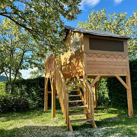 Camping Onlycamp Au Cœur Du - D'annecy