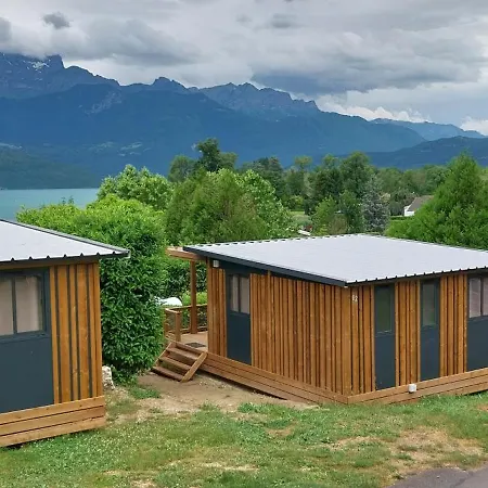 Onlycamp Au Coeur Du - D'annecy キャンプ場 Sévrier