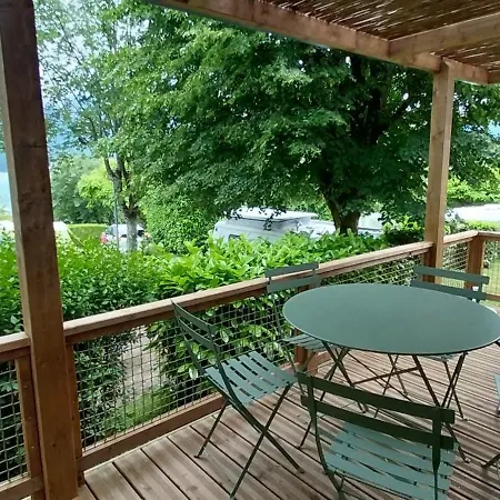 Onlycamp Au Coeur Du - D'annecy キャンプ場 Sévrier
